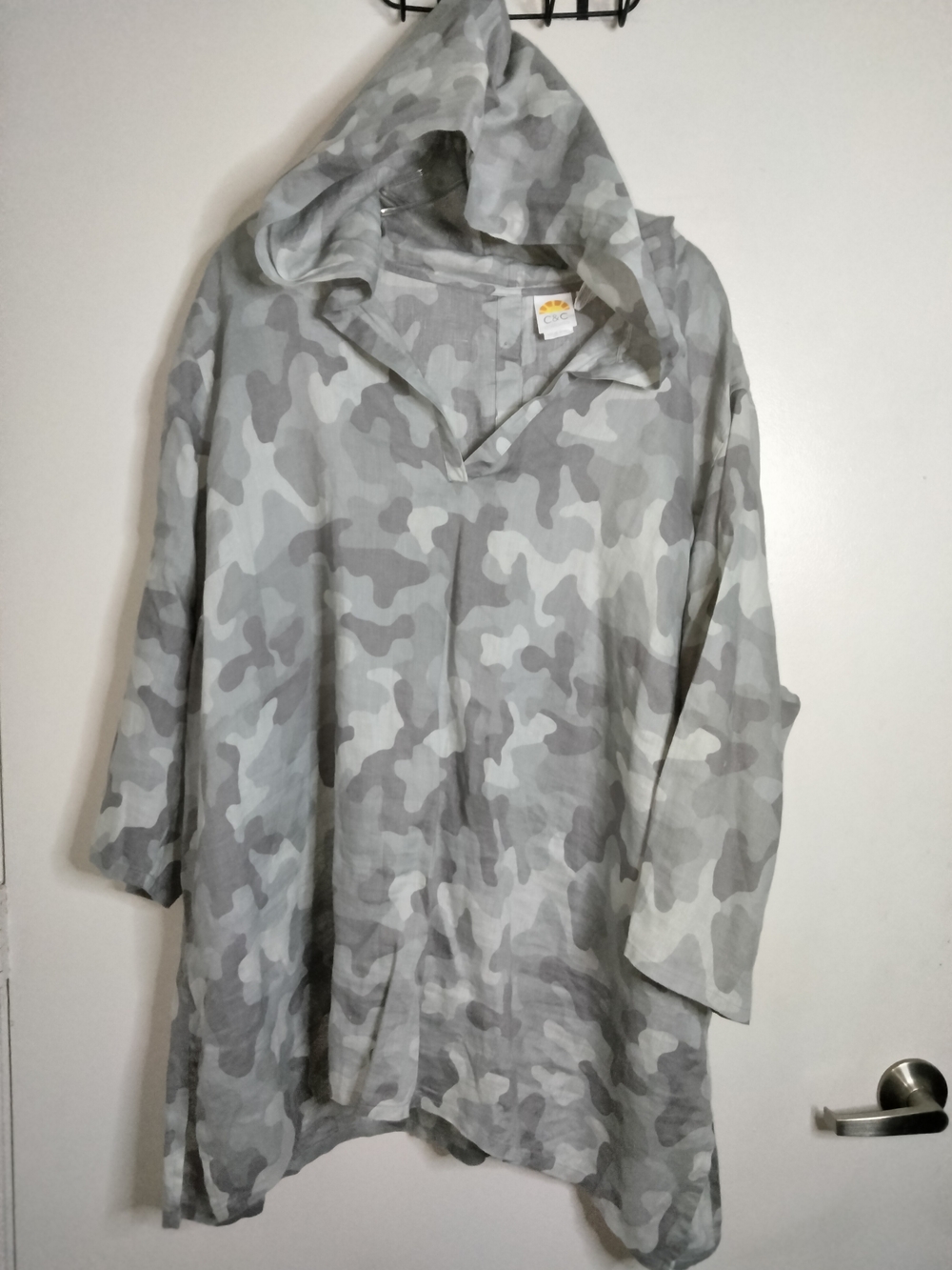C&C California -Sz 3X- Gray Camouflage Button Down Back Hooded LS Tunic Pullover